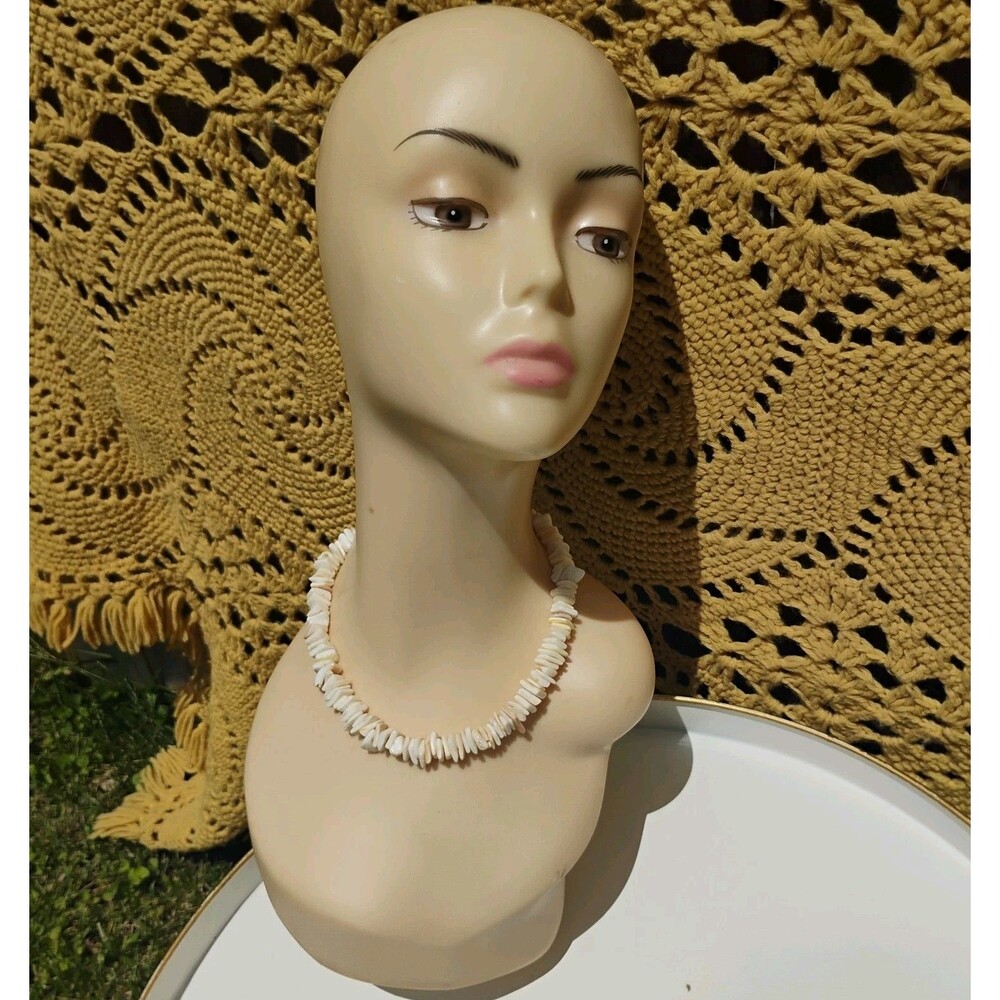 Vintage Puka Style White Shell Chip Necklace 14-17" Choker Lobster Clasp Hawaii